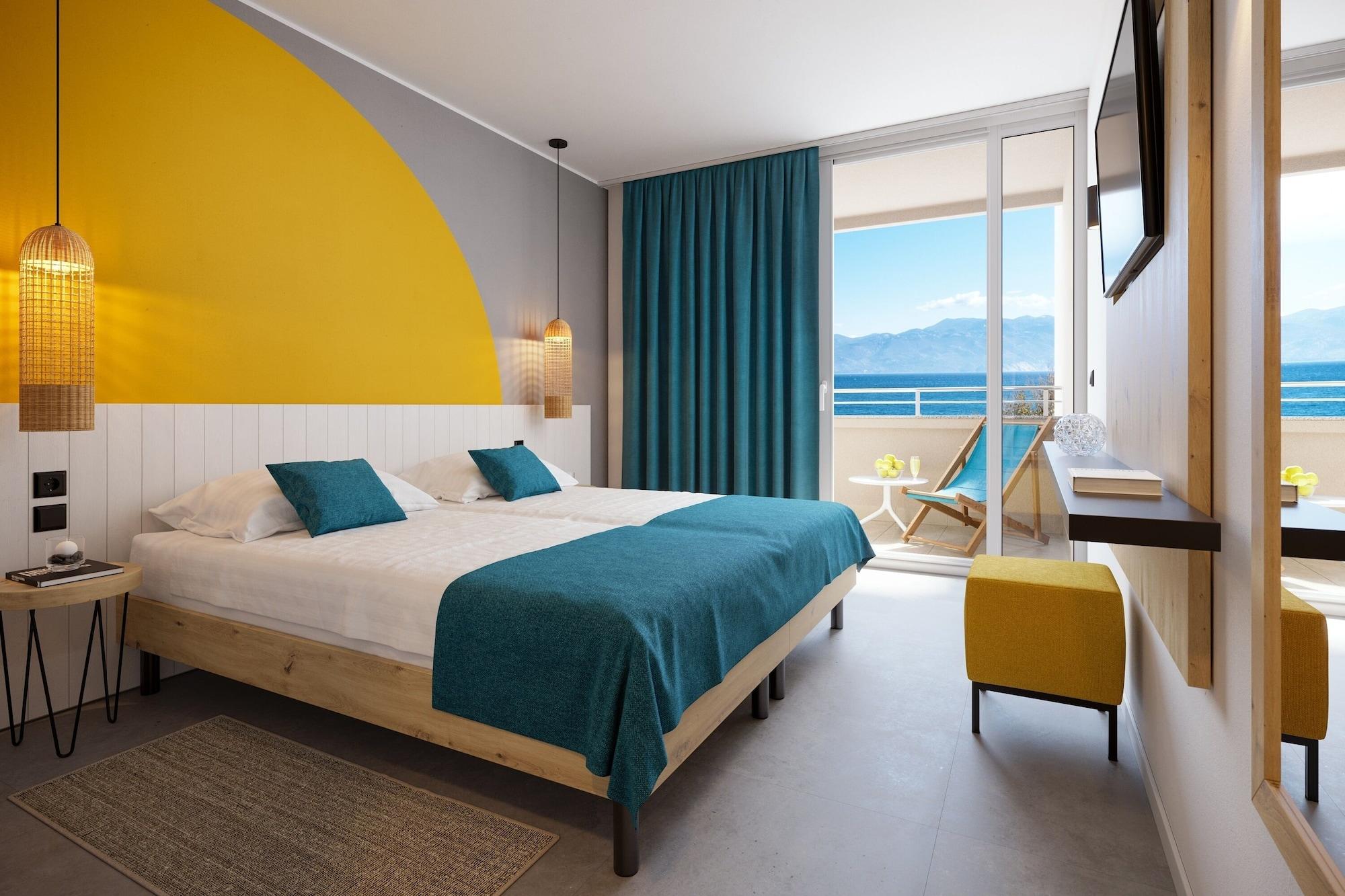 Sunny Baska Hotel Esterno foto