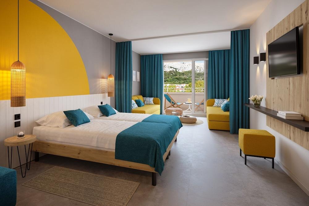 Sunny Baska Hotel Esterno foto